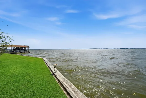 $575,000 | 18327 Shoreline Drive, Crosby, TX 77532