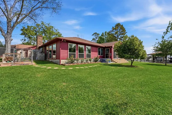 $575,000 | 18327 Shoreline Drive, Crosby, TX 77532