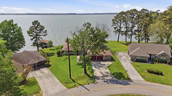 $575,000 | 18327 Shoreline Drive, Crosby, TX 77532