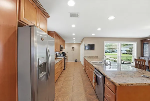 $575,000 | 18327 Shoreline Drive, Crosby, TX 77532