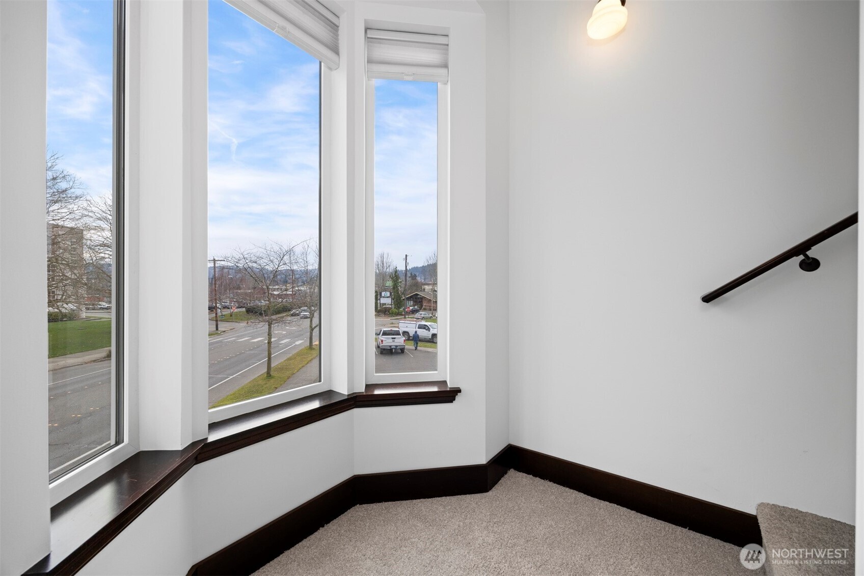 2011 Cornwall Avenue Bellingham, WA 98225 - Photo 15 of 29