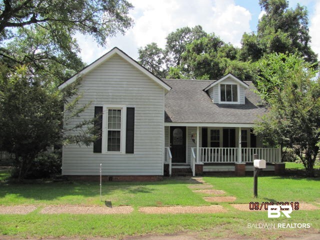 202 East Clinton Street Jackson, AL 36545 - Photo 1 of 9 Main