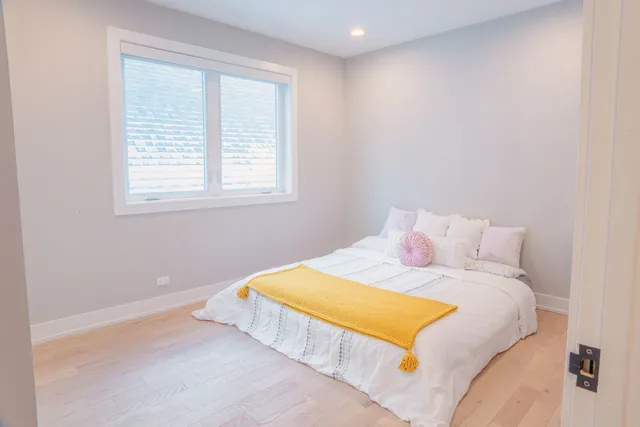 $1,050,000 | 1625 North Kedzie Avenue, Chicago, IL 60647