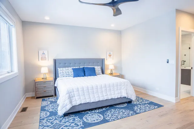 $1,050,000 | 1625 North Kedzie Avenue, Chicago, IL 60647