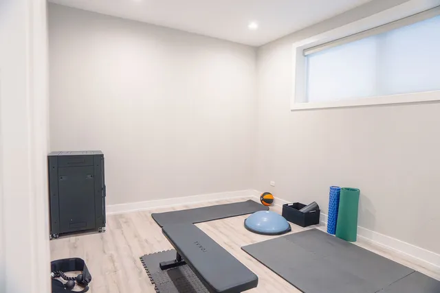 $1,050,000 | 1625 North Kedzie Avenue, Chicago, IL 60647