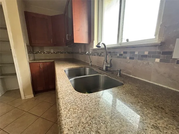 $170,000 | 13315 Whitchurch Way, Houston, TX 77015