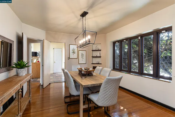 $749,950 | 2600 55th Avenue, Oakland, CA 94605