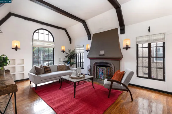 $749,950 | 2600 55th Avenue, Oakland, CA 94605