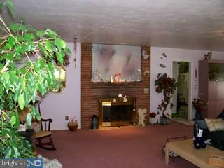 21 Edgemoor Road Cheltenham, PA 19012 - Photo 5 of 6 Gallery Image 5