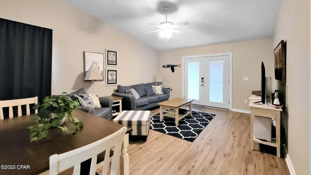 $1,600 | 17462 Front Beach Road, Unit 17B, Panama City Beach, FL 32413