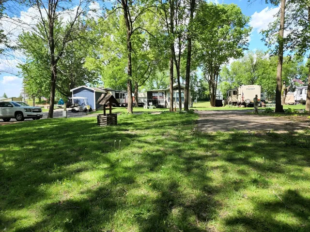 $140,000 | 2945 County Road 4 Southwest, Unit 403, Cokato, MN 55321