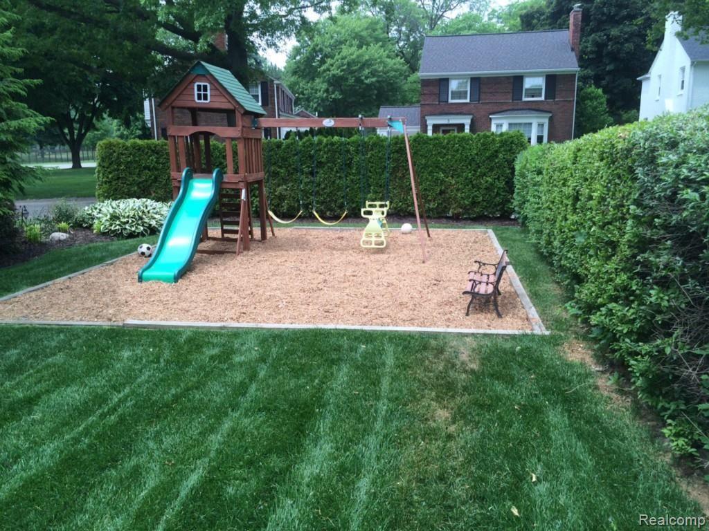 3480 Eastham Road Dearborn, MI 48120 - Photo 64 of 75 64.jpg