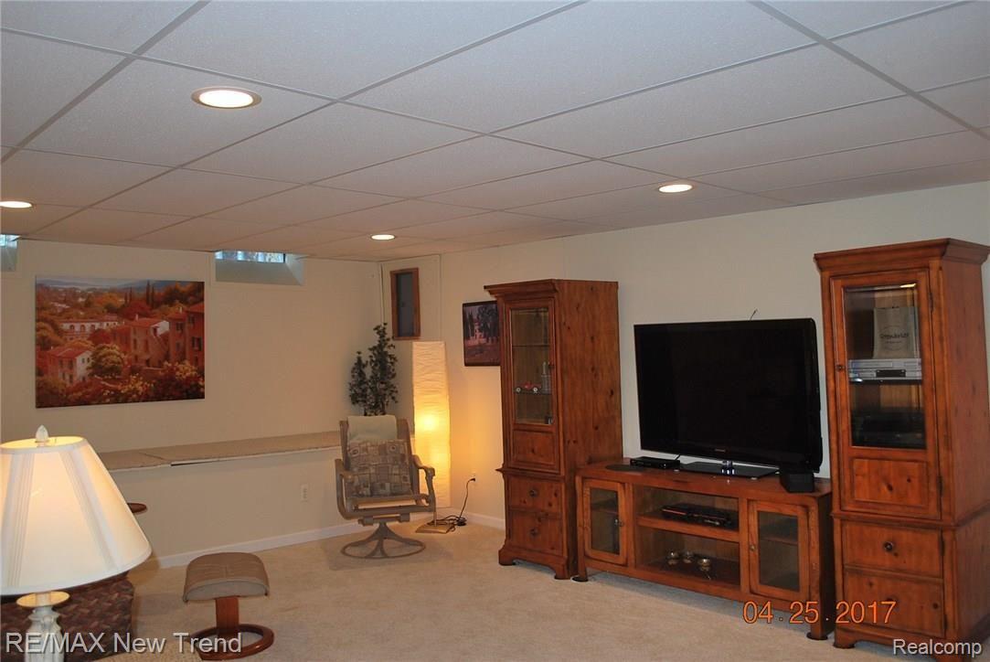 22195 River Ridge Trail Farmington, MI 48335 - Photo 20 of 24 DSC_0042.JPG