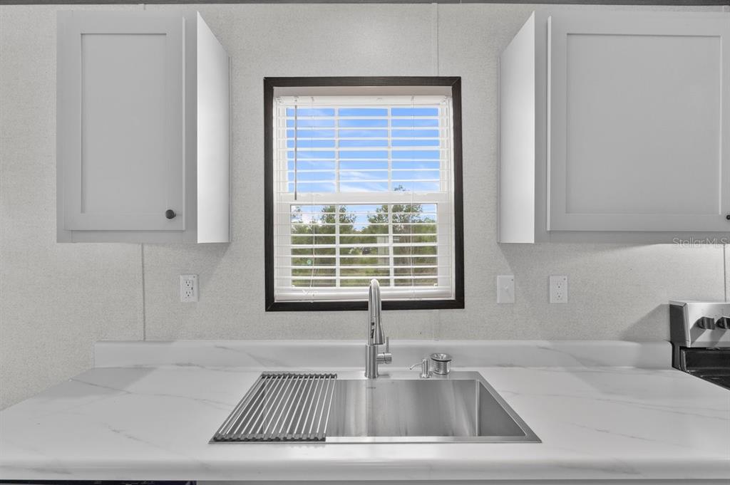 909 Lake Thomas Road Lake Wales, FL 33898 - Photo 18 of 32