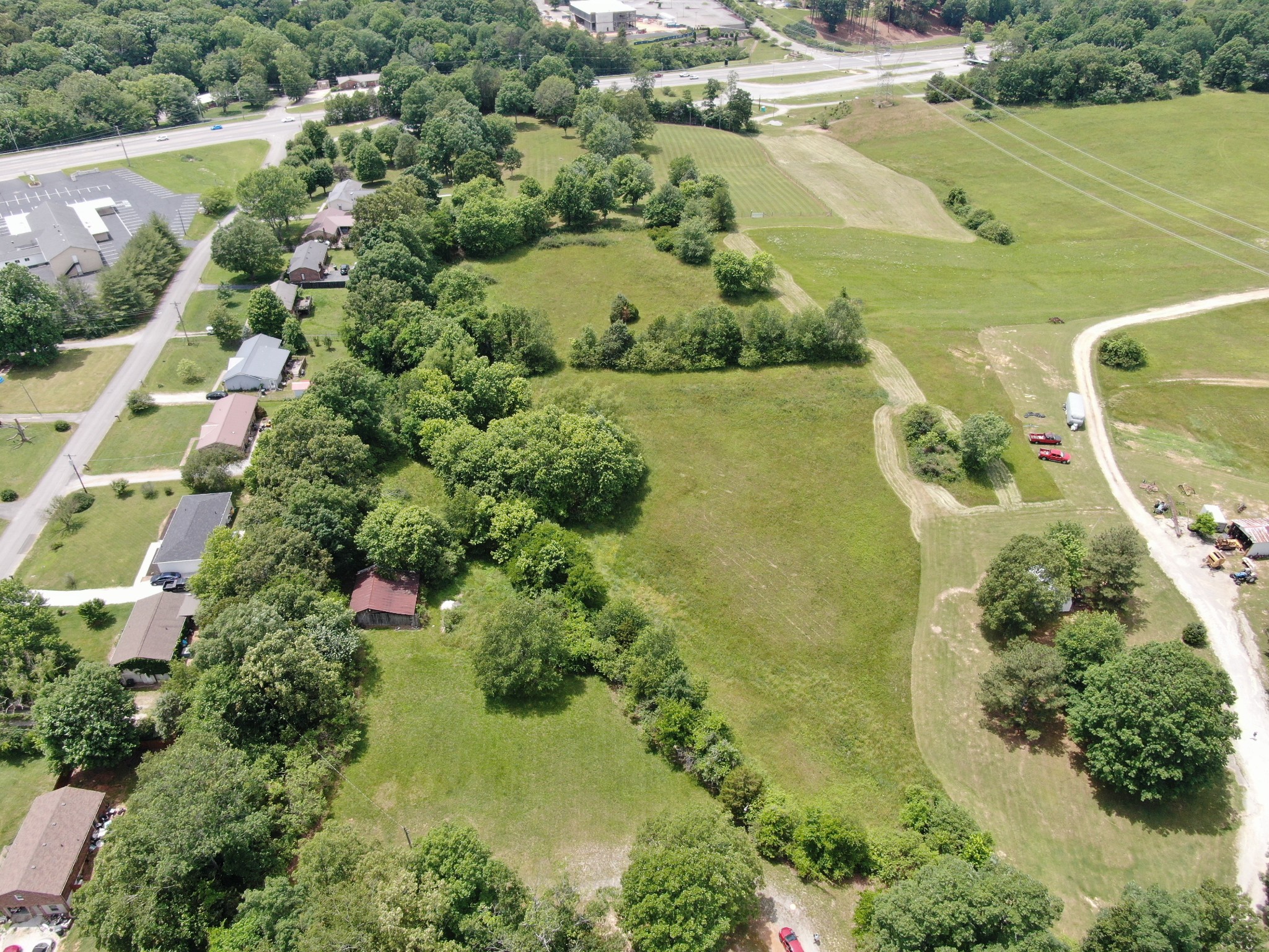 403 Hyndman Road Dickson, TN 37055 - Photo 3 of 21 Gallery Image 3