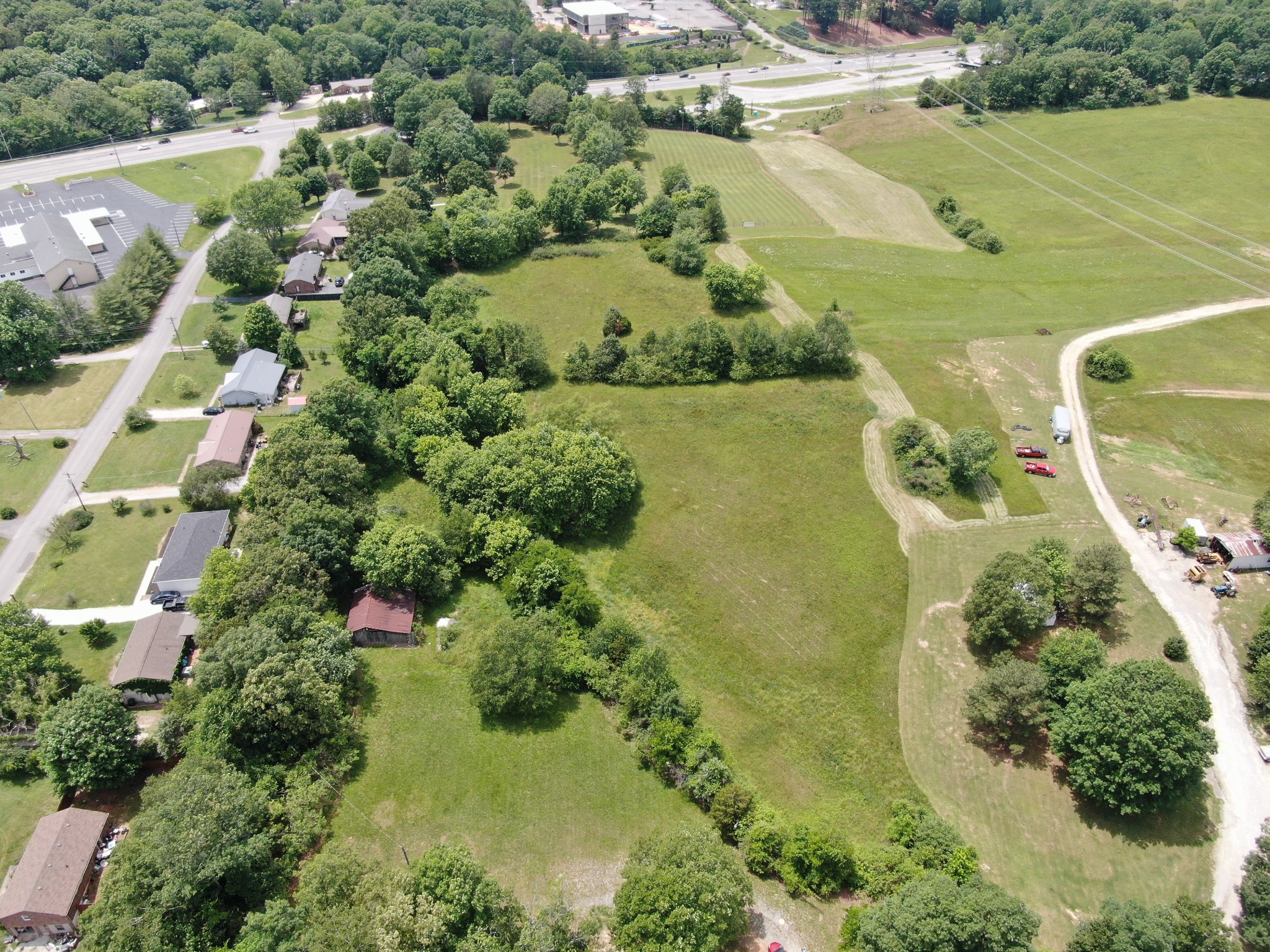 403 Hyndman Road Dickson, TN 37055 - Photo 4 of 21 Gallery Image 4