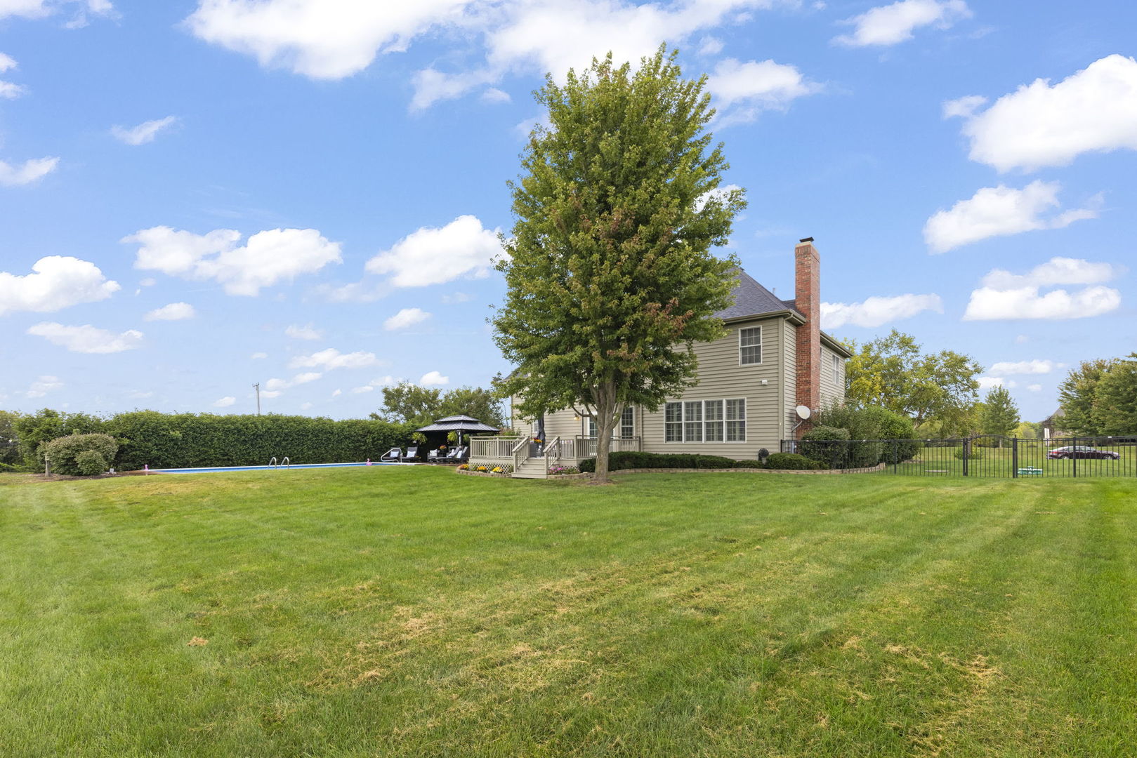 5085 Half Round Road Oswego, IL 60543 - Photo 35 of 46 Gallery Image 35