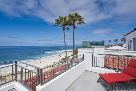 $8,195,000 | 6911 Neptune Place, La Jolla, CA 92037