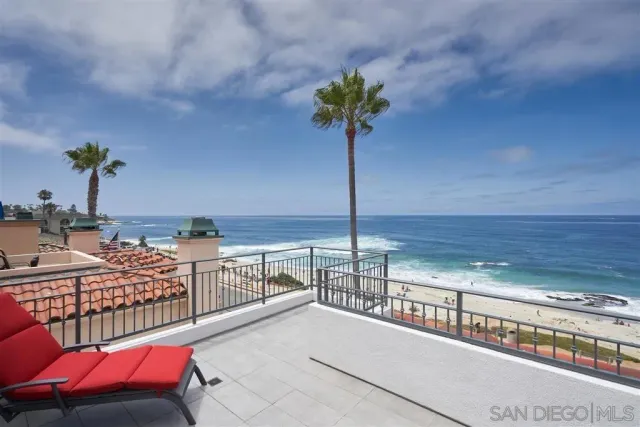 $8,195,000 | 6911 Neptune Place, La Jolla, CA 92037