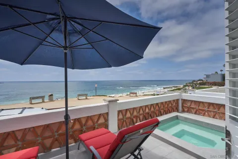 $8,195,000 | 6911 Neptune Place, La Jolla, CA 92037