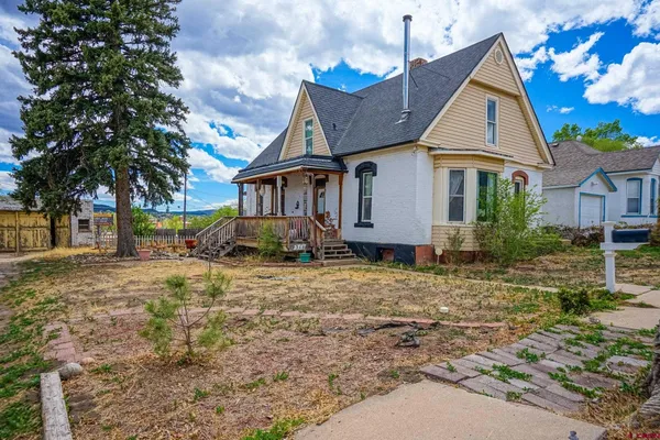 $249,900 | 318 East Baca Street, Trinidad, CO 81082