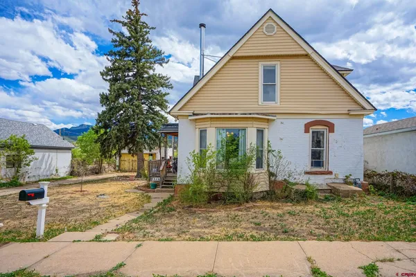 $249,900 | 318 East Baca Street, Trinidad, CO 81082