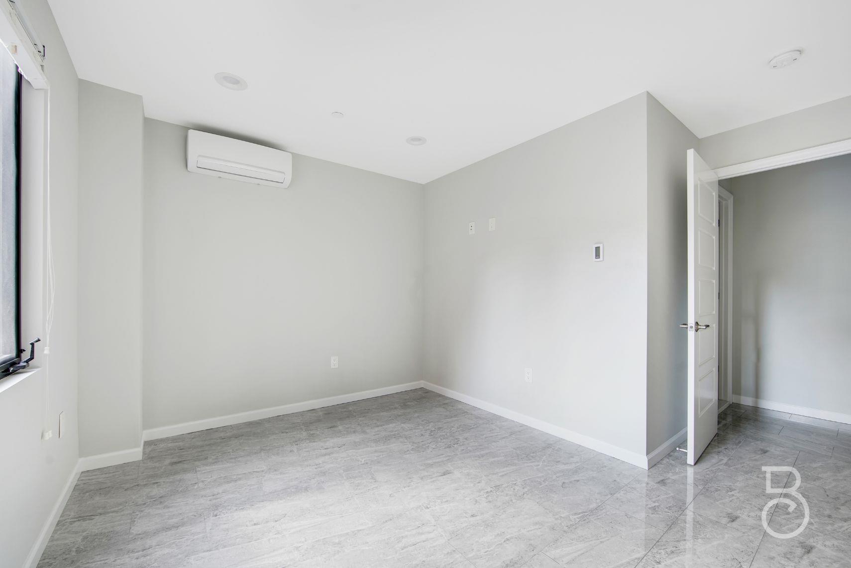 31-10 28th Road, Unit 1A Queens, NY 11102 - Photo 7 of 12 a view of an empty room