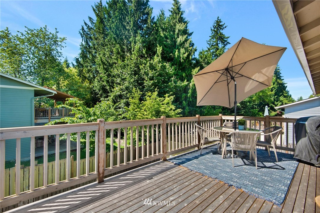 17218 Brook Boulevard Bothell, WA 98012 - Photo 18 of 22