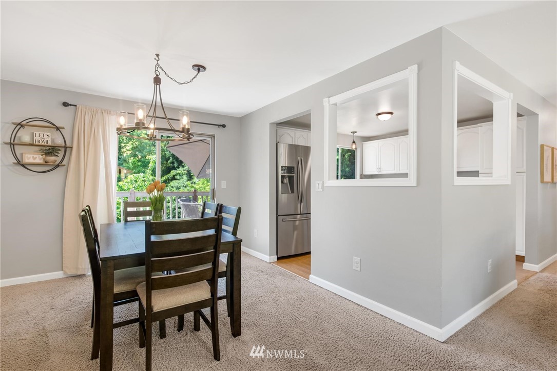 17218 Brook Boulevard Bothell, WA 98012 - Photo 10 of 22