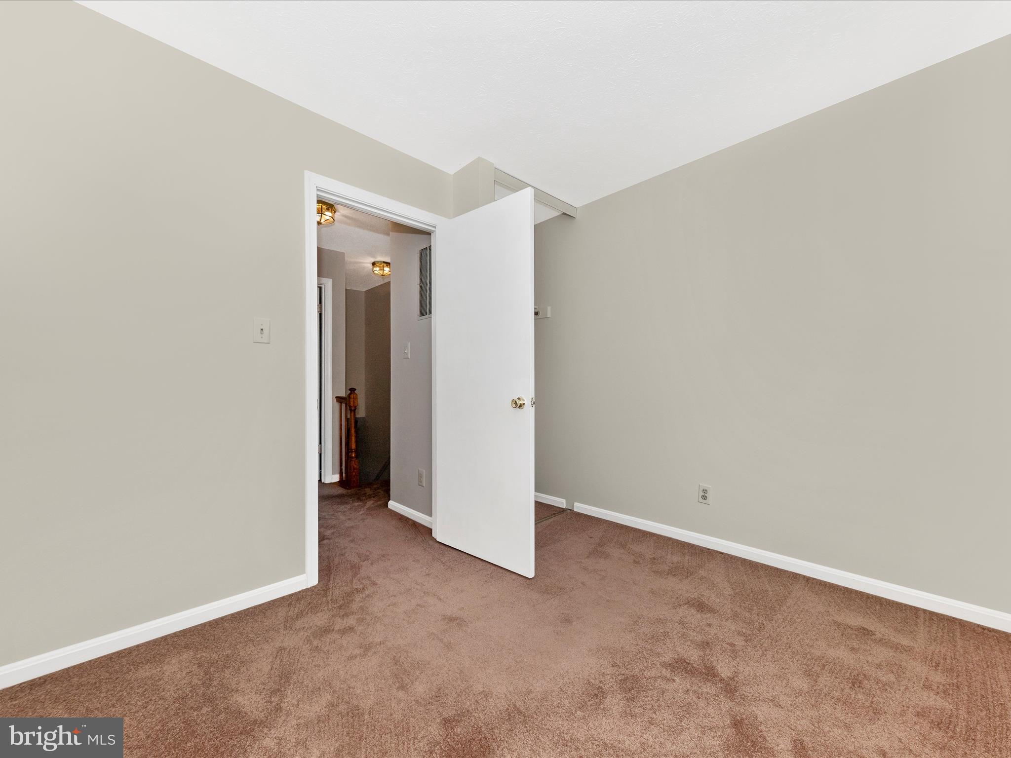 1116 Keswick Place Frederick, MD 21703 - Photo 29 of 53 Bedroom 3