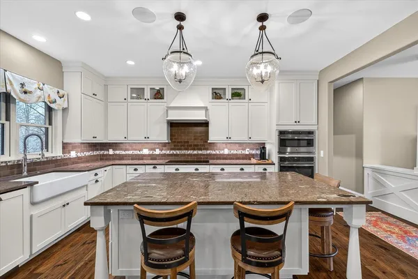 $1,350,000 | 3167 Woodhill Circle, Verona, WI 53593