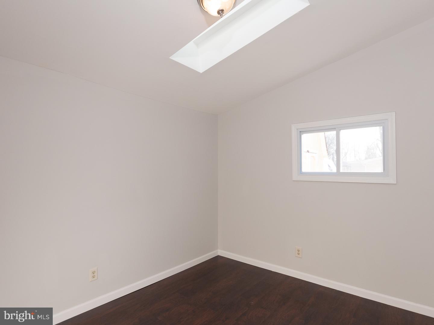 515 Estate Road Maple Shade, NJ 08052 - Photo 15 of 25