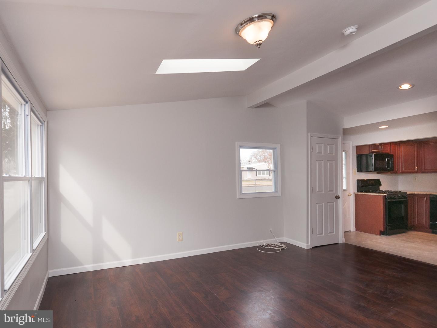 515 Estate Road Maple Shade, NJ 08052 - Photo 6 of 25