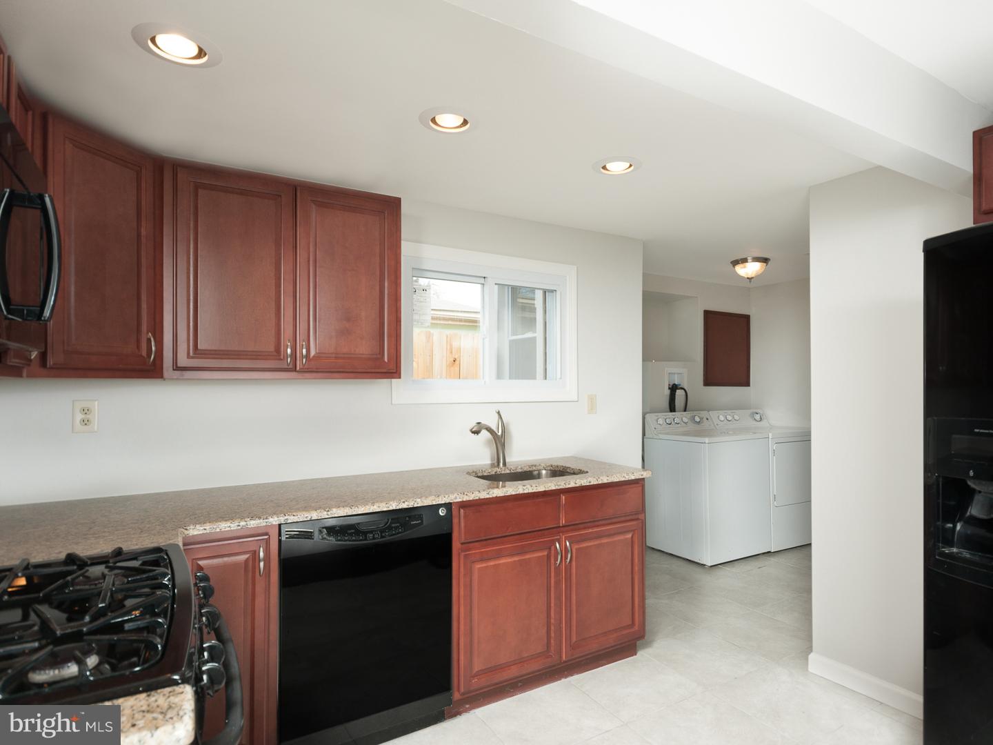 515 Estate Road Maple Shade, NJ 08052 - Photo 9 of 25