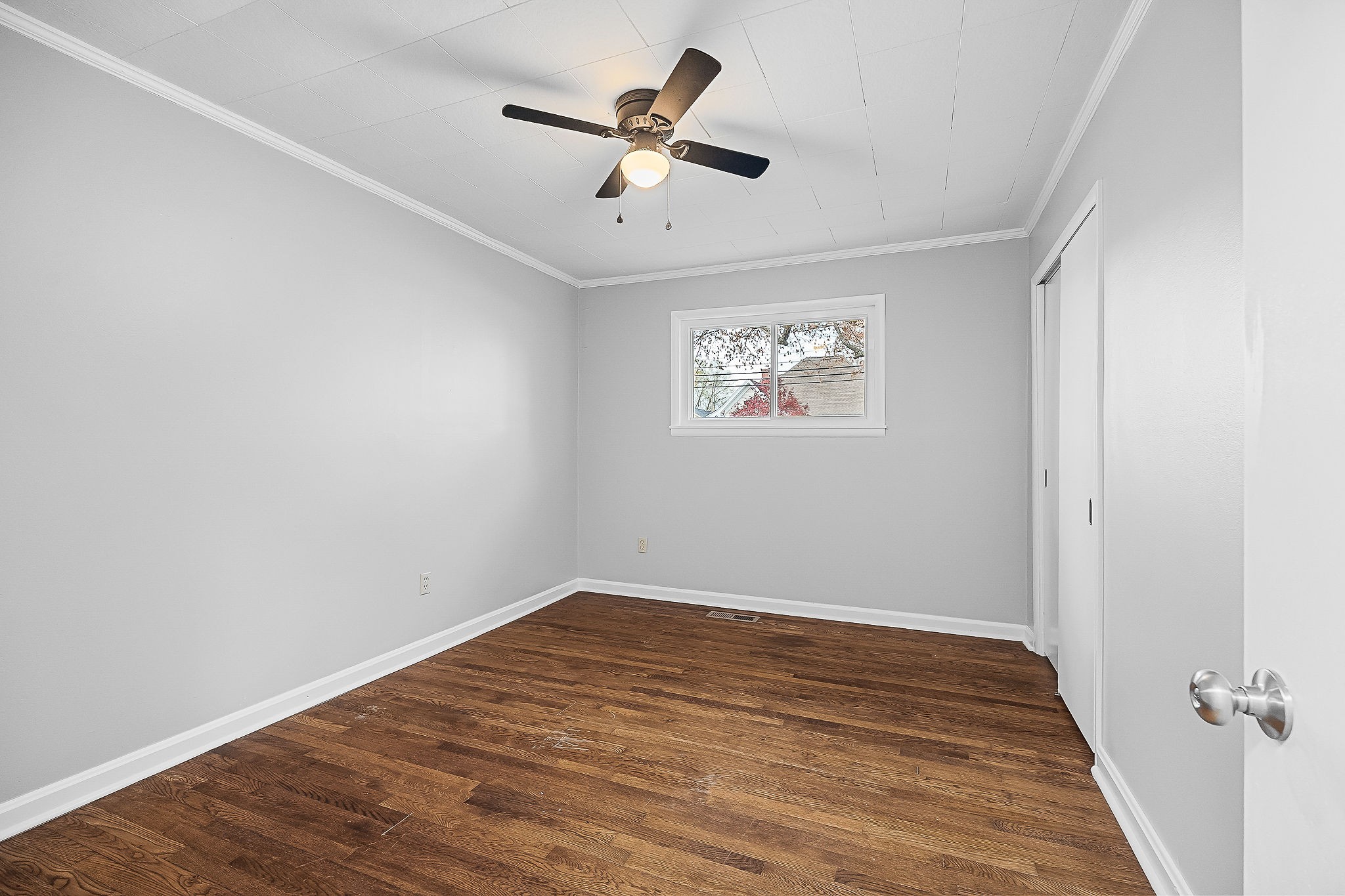 106 North Main Street Sparta, TN 38583 - Photo 22 of 28 wooden floor in an empty room