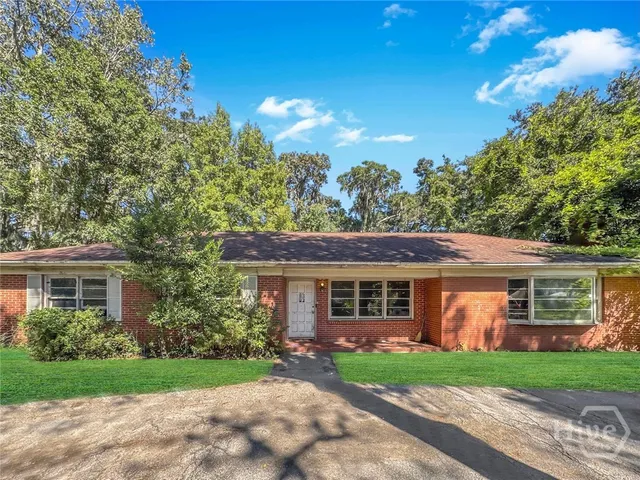 $220,400 | 1918 East 63rd Street, Savannah, GA 31404