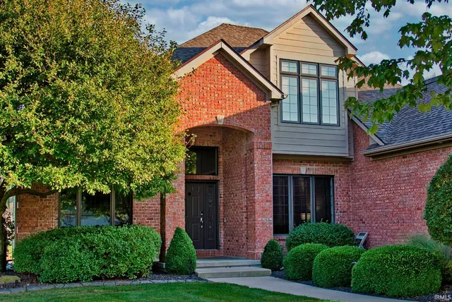 $729,900 | 9116 Metea Vly Crossing, Leo, IN 46765