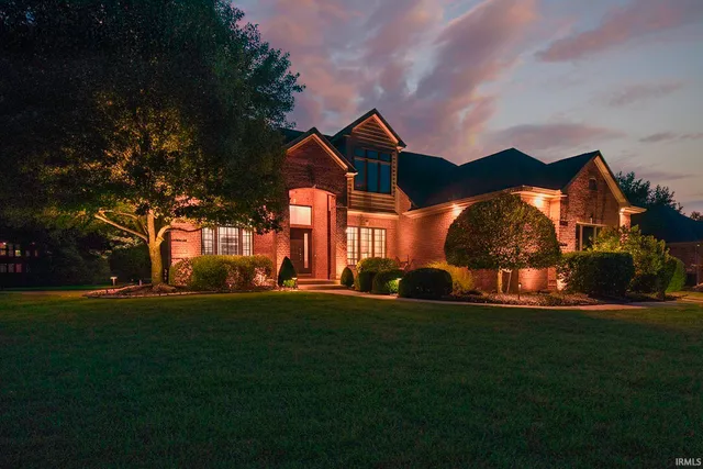 $729,900 | 9116 Metea Vly Crossing, Leo, IN 46765