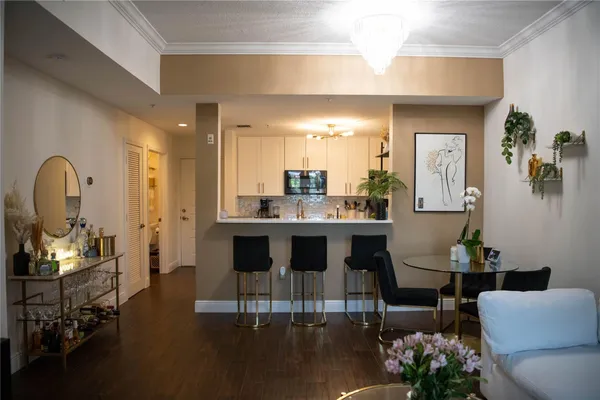 $285,000 | 1203 Town Center Drive, Unit 215, Jupiter, FL 33458