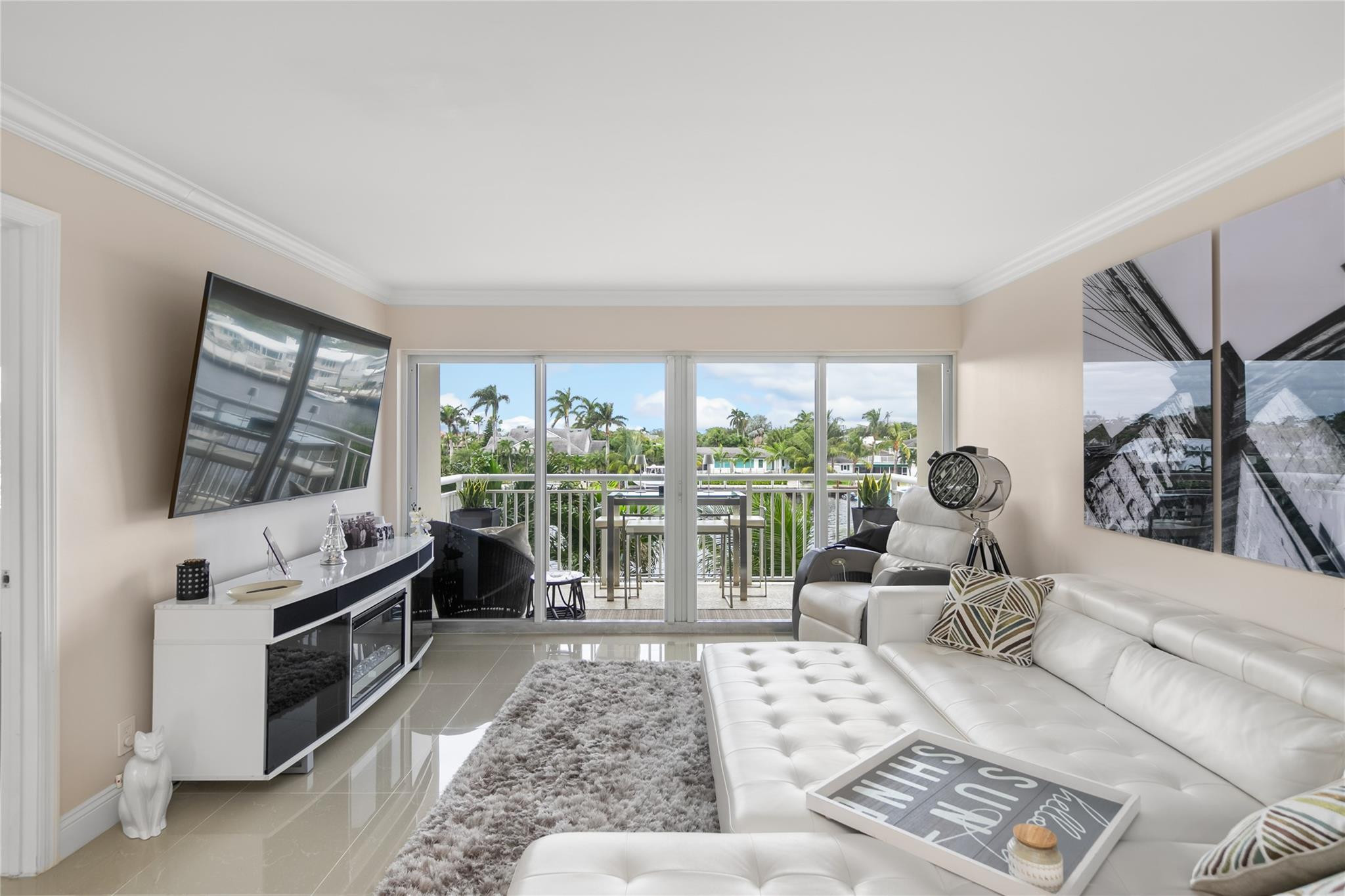 2611 North Riverside Drive, Unit 307 Pompano Beach, FL 33062 - Photo 7 of 25 Photo 7