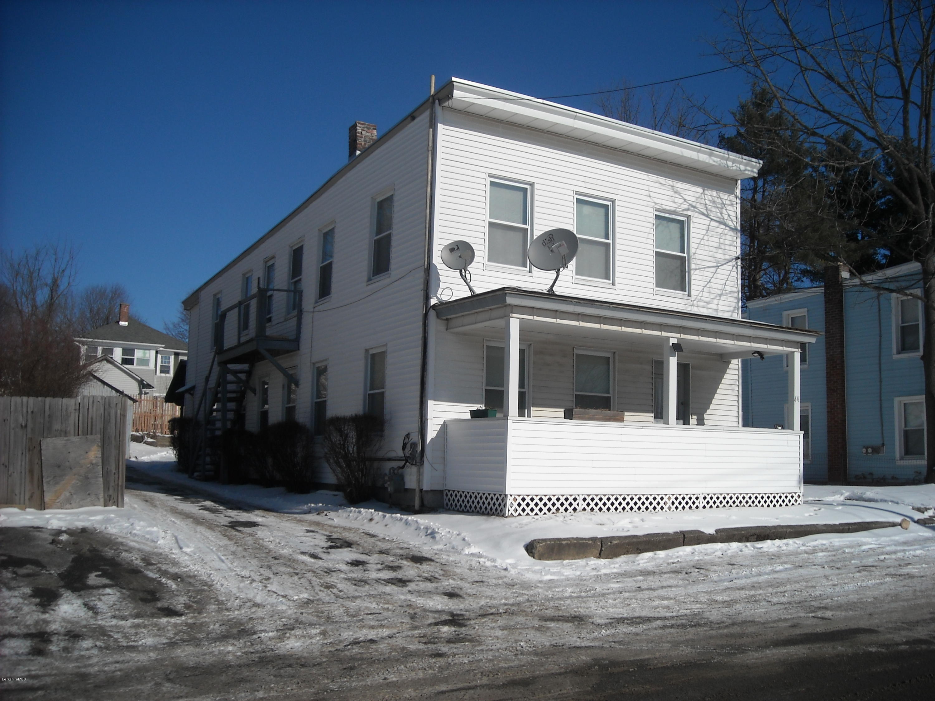 44 Edgewood Road Pittsfield, MA 01201 - Photo 2 of 9 Front