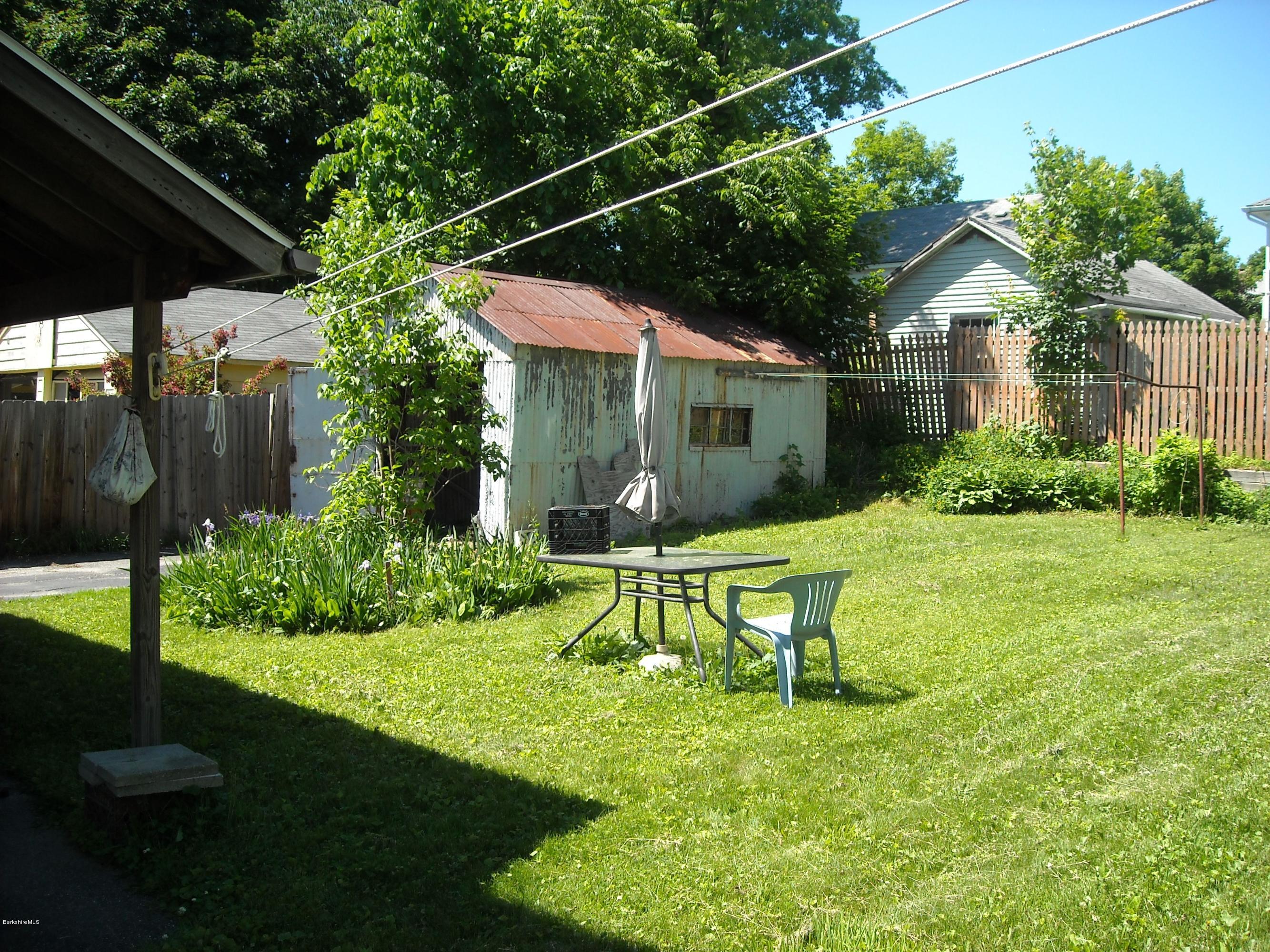 44 Edgewood Road Pittsfield, MA 01201 - Photo 5 of 9 EDGEWOOD JUNE 004
