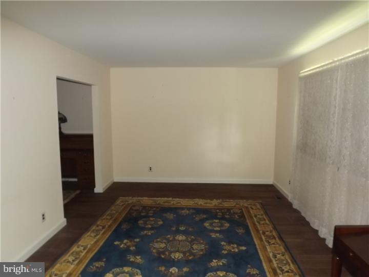 441 Cedar Lane Mickleton, NJ 08056 - Photo 3 of 8
