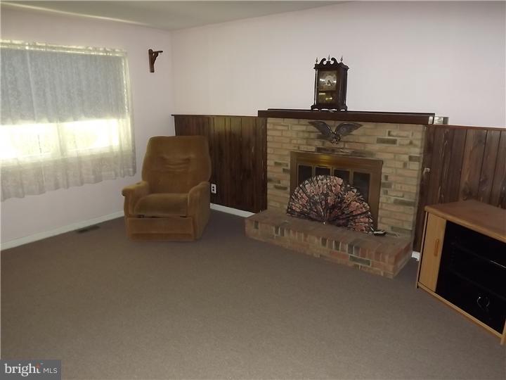 441 Cedar Lane Mickleton, NJ 08056 - Photo 6 of 8