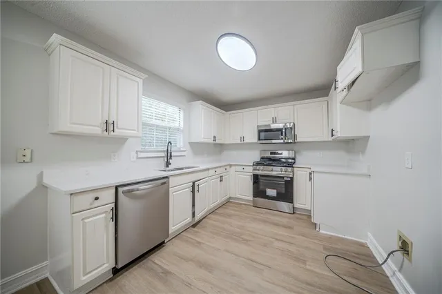 $357,900 | 9361 Sweetbriar Circle, Jonesboro, GA 30236