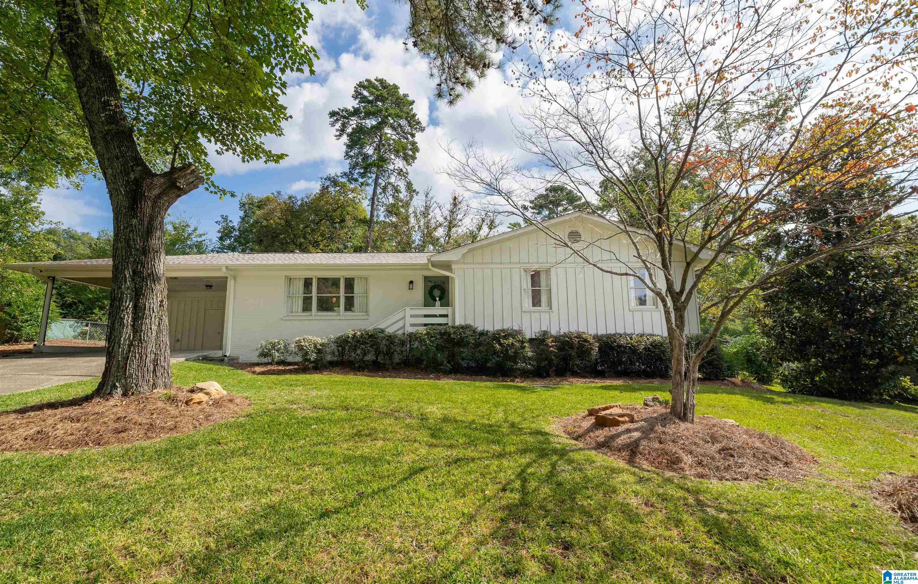 2213 Blue Ridge Boulevard Birmingham, AL 35226 - Photo 2 of 26
