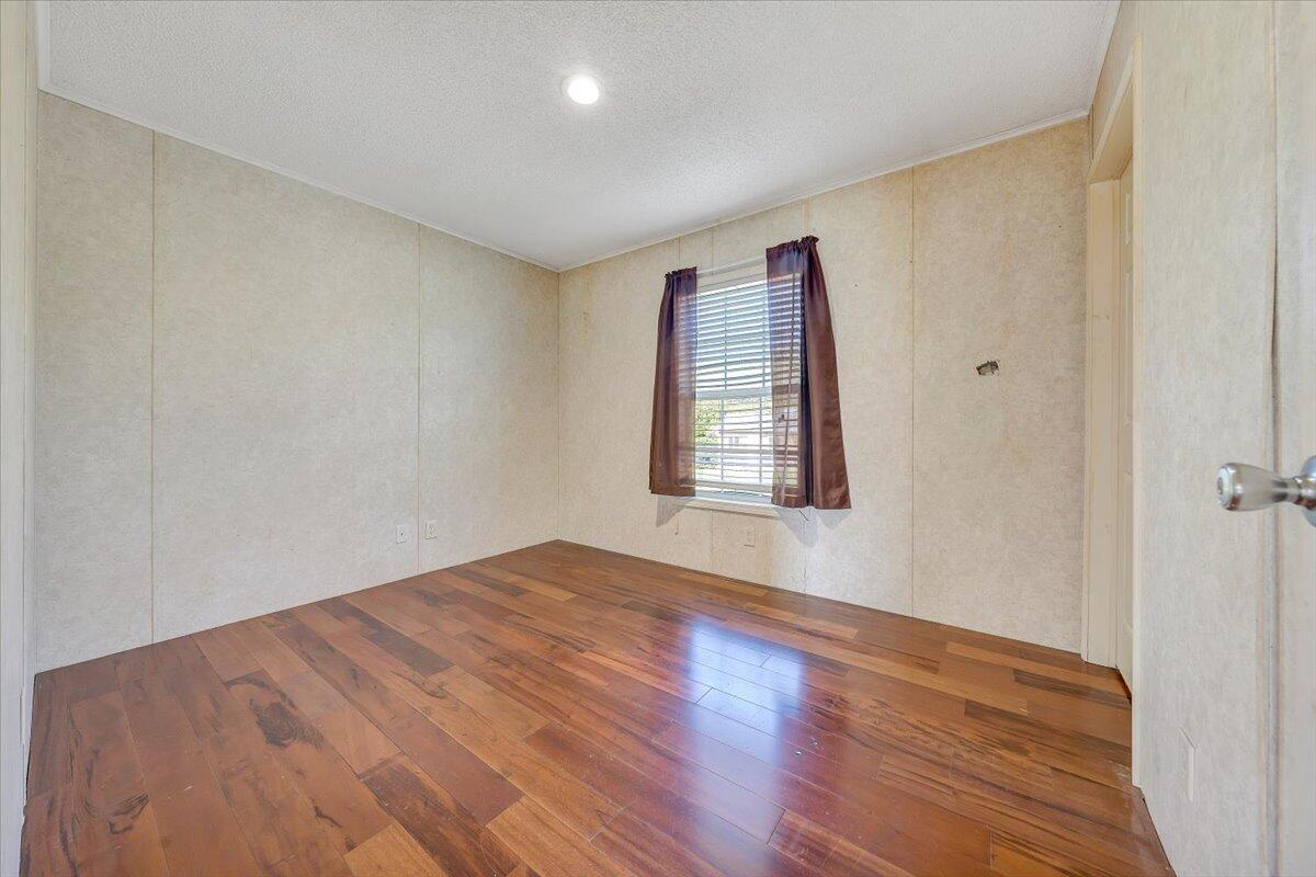 9233 Newport Road Catawba, VA 24070 - Photo 20 of 33 20-MIB08026