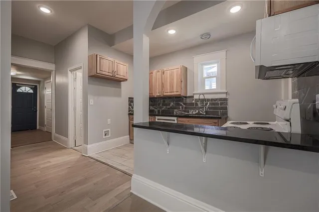 $210,000 | 60 South 13 Street, Kansas City, KS 66102