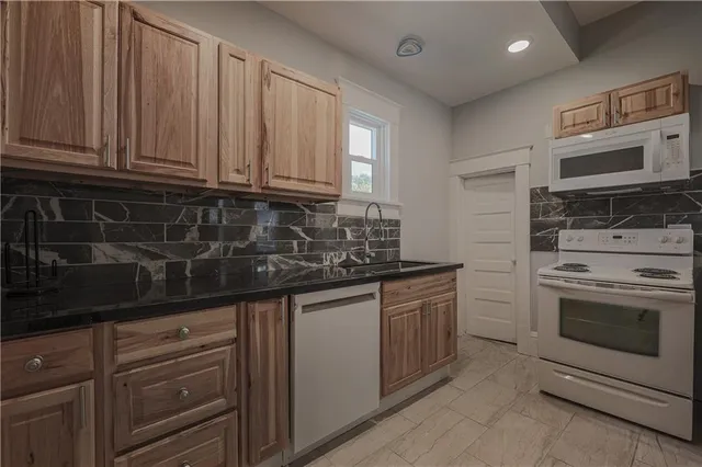 $210,000 | 60 South 13 Street, Kansas City, KS 66102