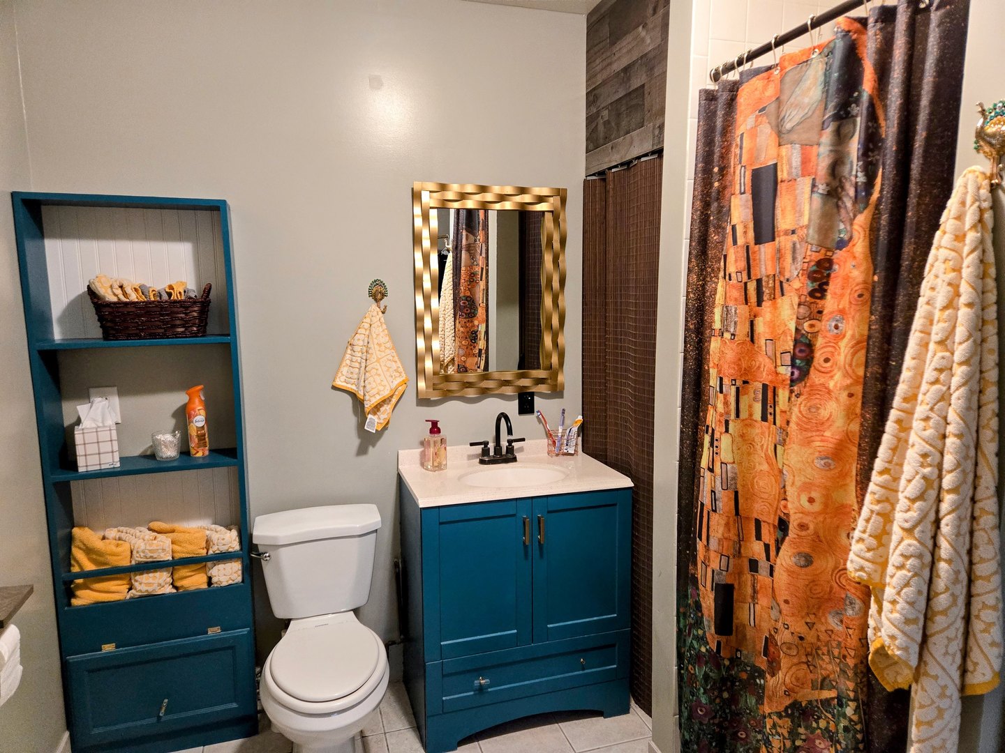 32 North Walnut Street Manteno, IL 60950 - Photo 7 of 11 a bathroom with a sink toilet and shower